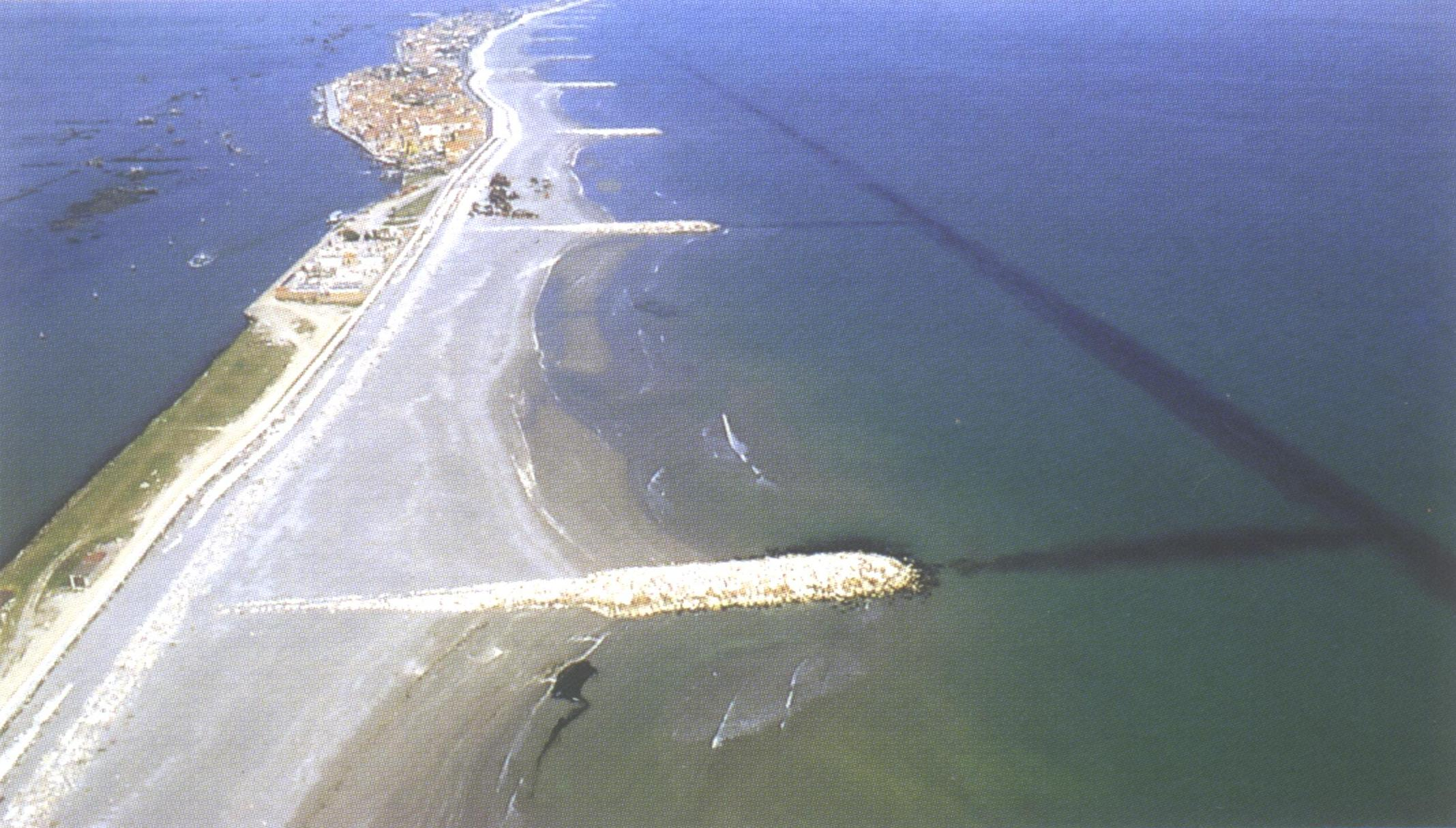 Pellestrina beach, Venice Lagoon