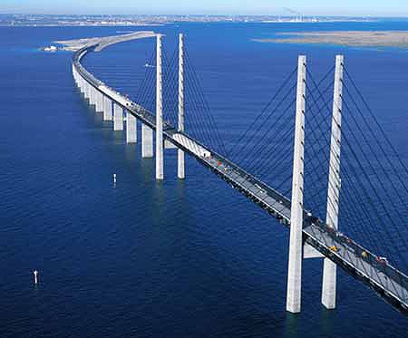 The Øresund bridge.