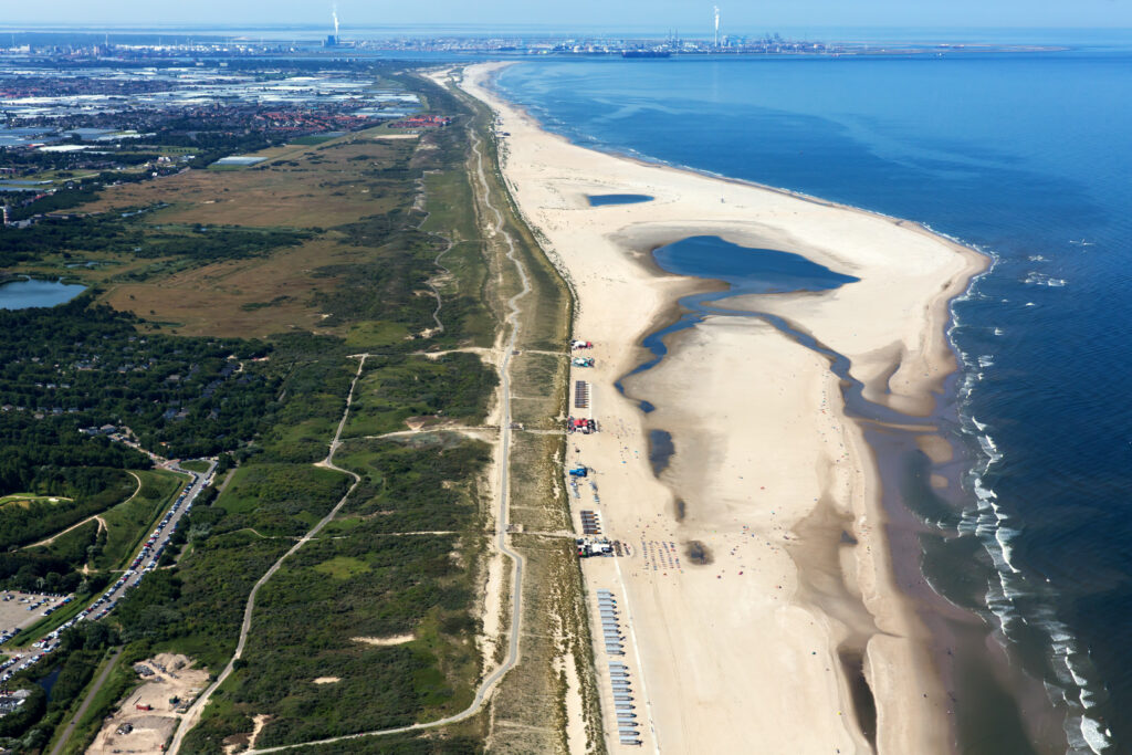 Boekbundel over de Zandmotor: resultaten en reflecties op NatureCoast (bron: TU Delft)